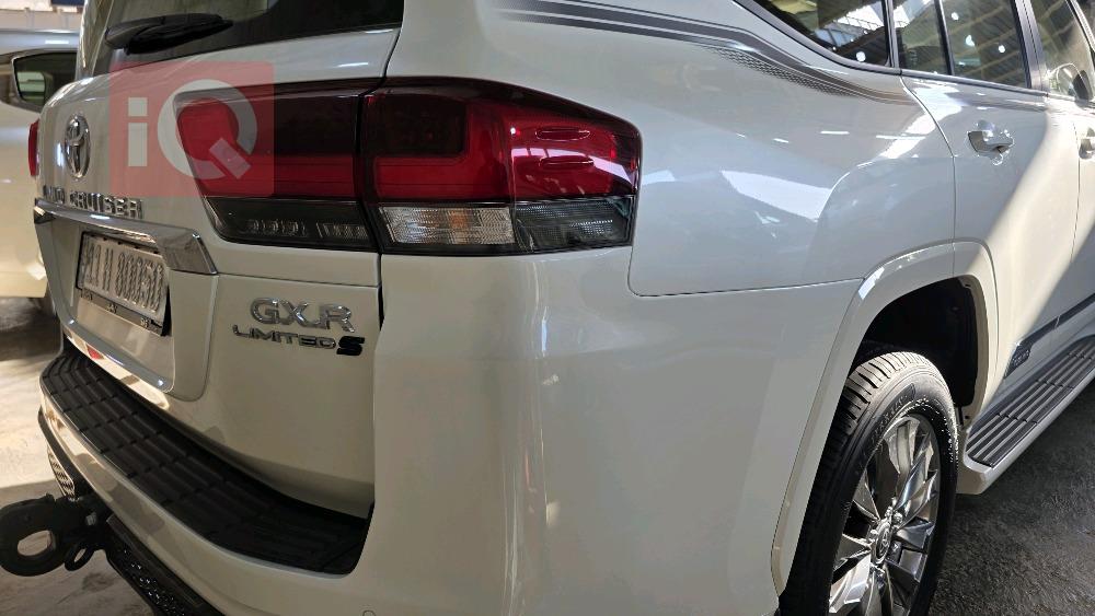 تويوتا لاندكروزر